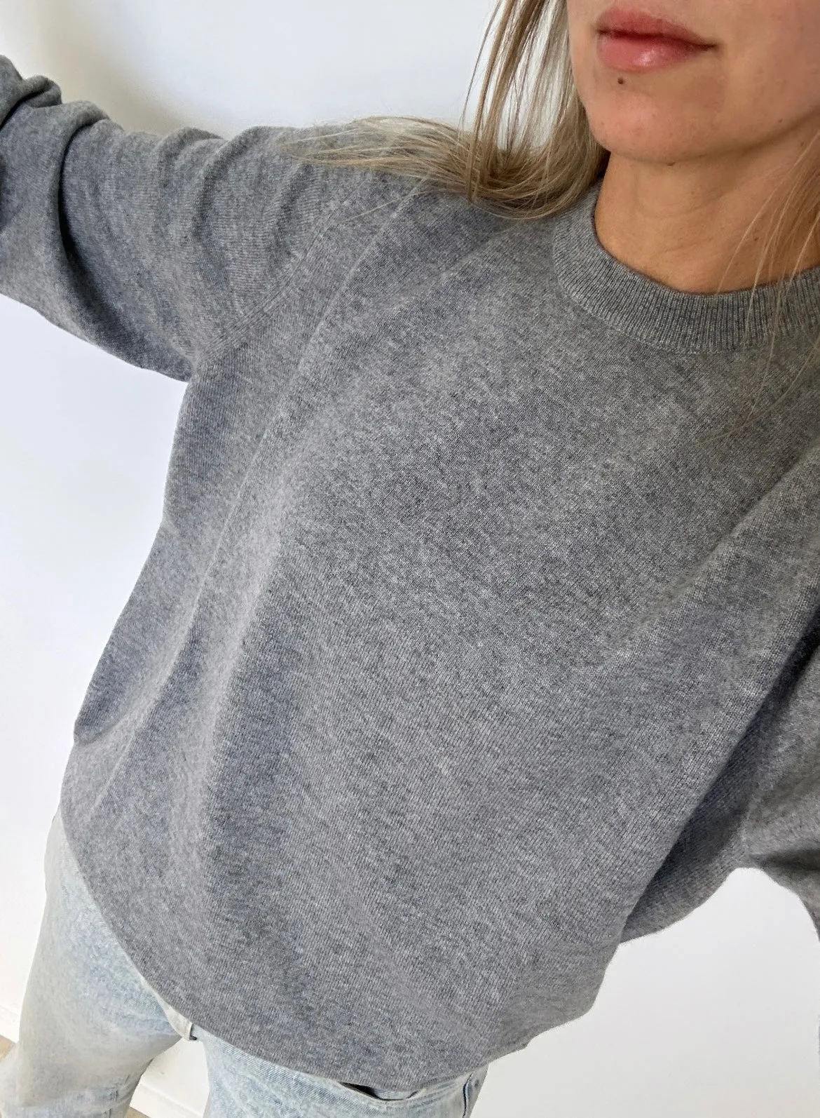 Boyfriend Pure Cashmere Crew Marle Grey