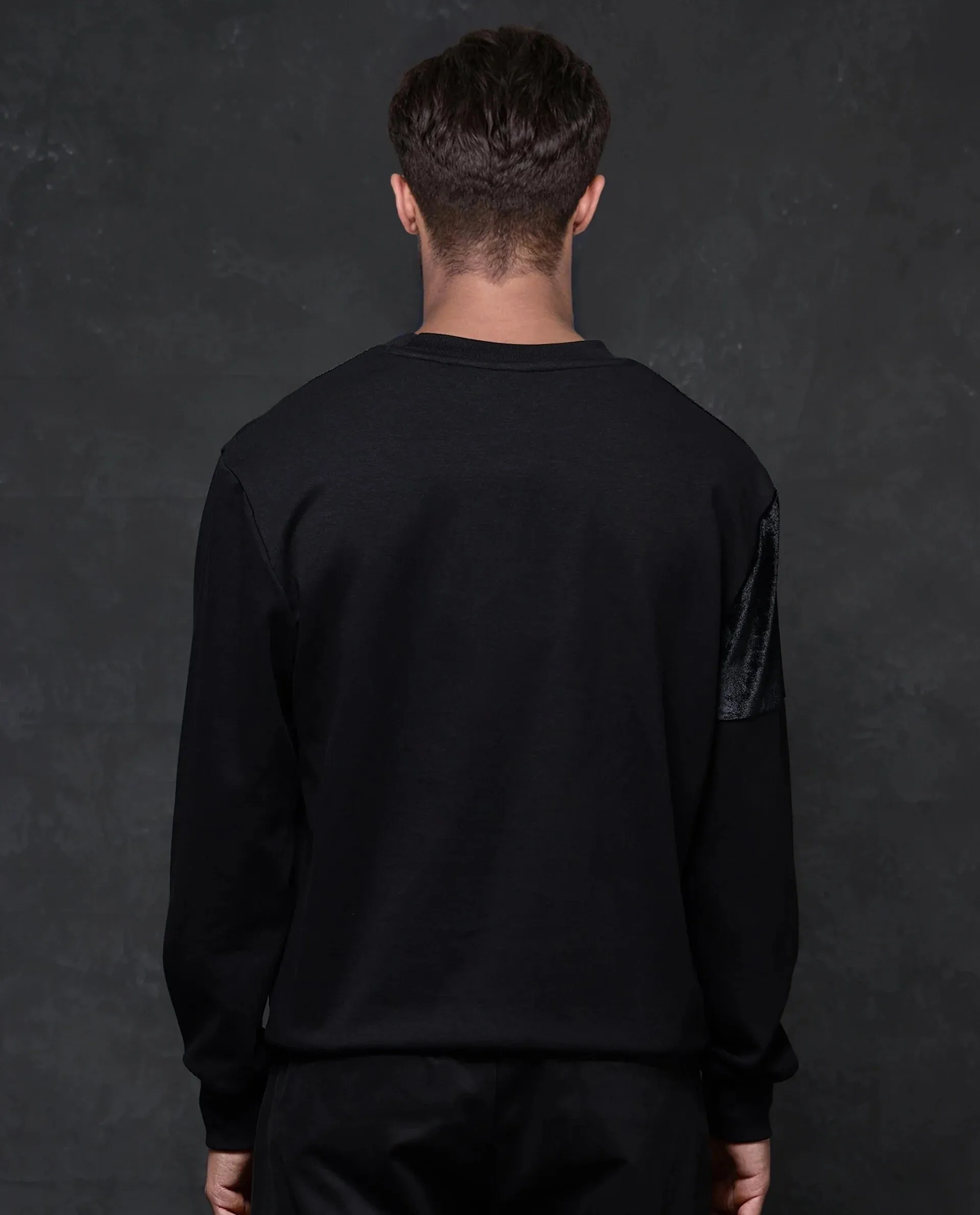 Rare Rabbit Men Roe Black Full Sleeve Crew Neck Velvet Cut and Sew Premium Sweatshirt