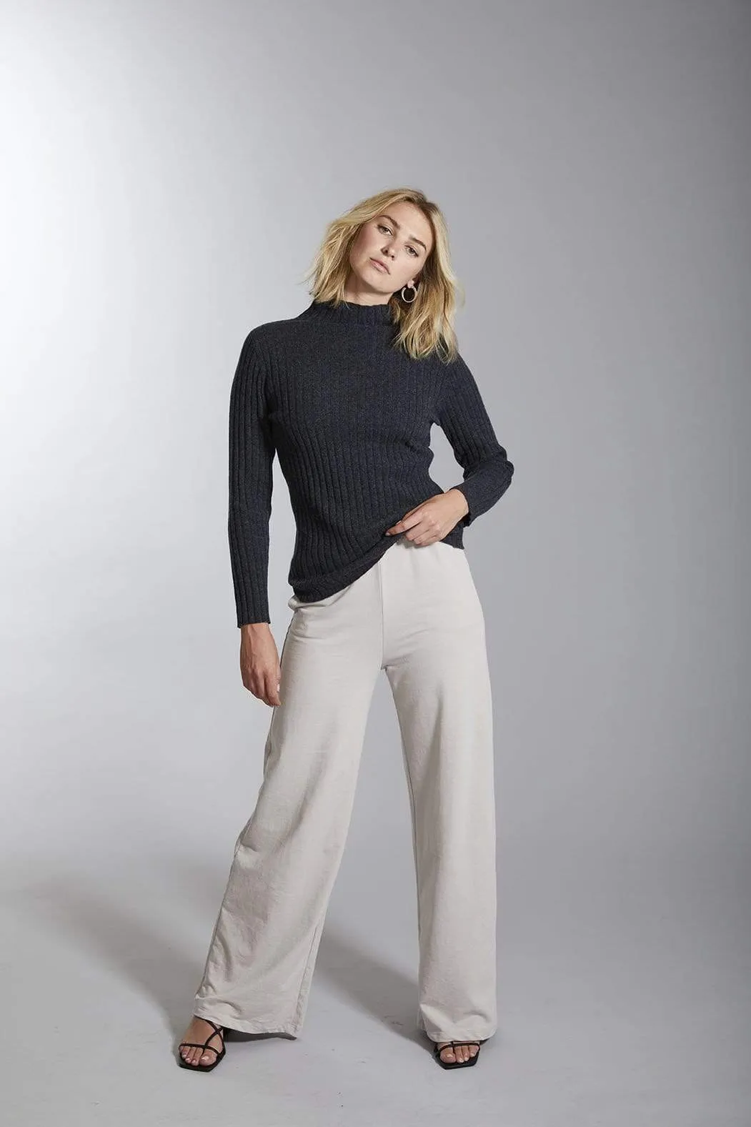 Women's Ribbed Mock Turtleneck Cashmere Sweater